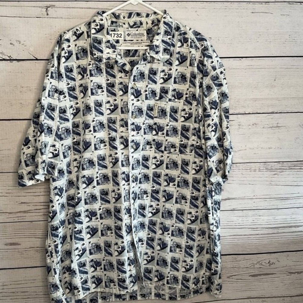 Columbia White/Blue Wave Print Button Up Short Sleeve Shirt Men 2XL Thailand